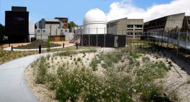 Planétarium et Ecole des TPE à l'arrière